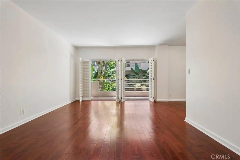 1131 Alta Loma