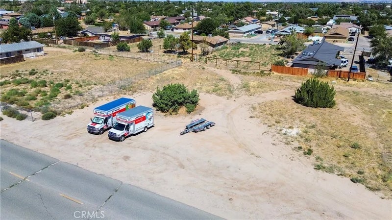 16288 Yucca