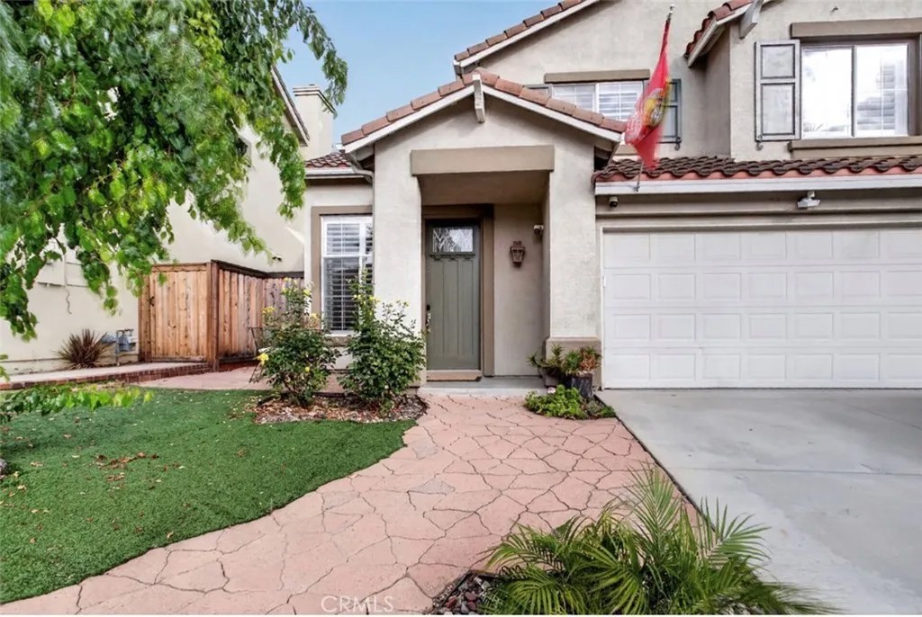 4 Daybreak ln