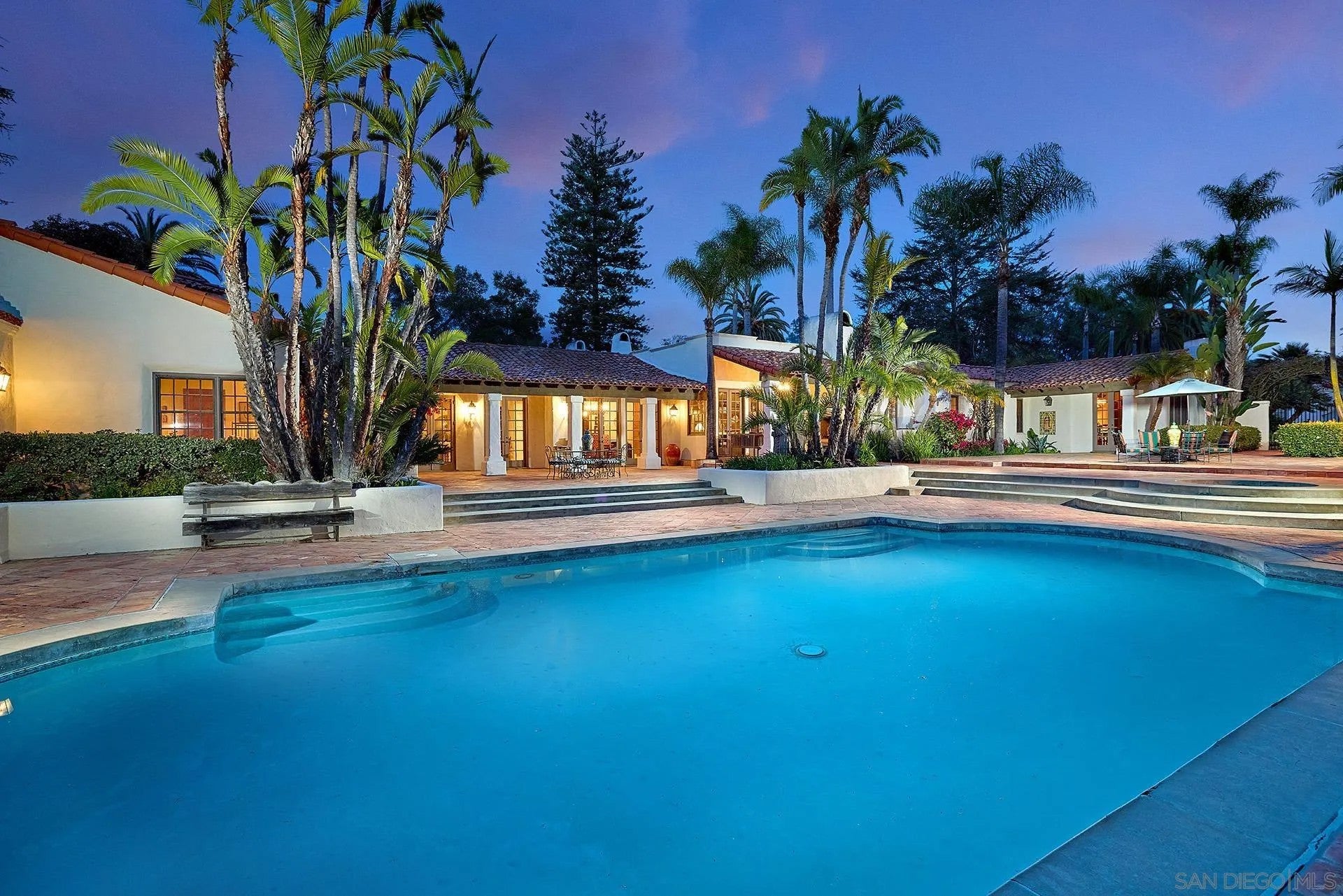 6525 Lago Lindo