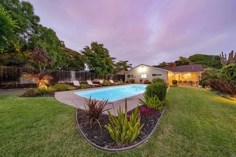 3876 Mount Albertine Avenue San Diego CA 92111