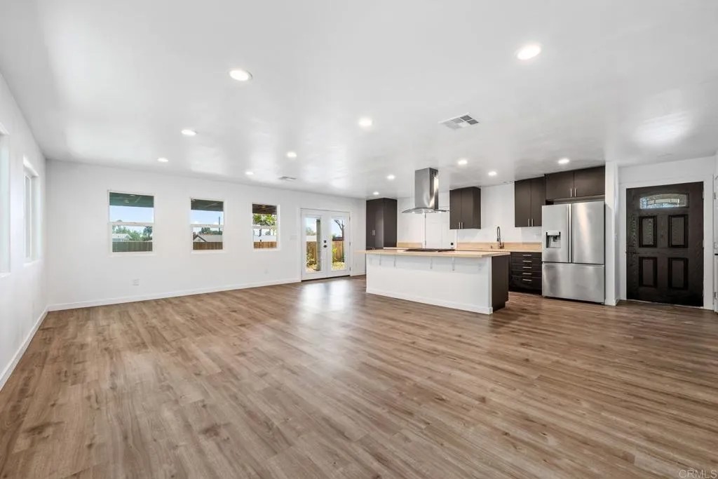 4585 Mount Henry Place