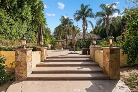 Tiny photo for 22851 Calvert Street, Woodland Hills, CA 91367 (MLS # SR25242878)