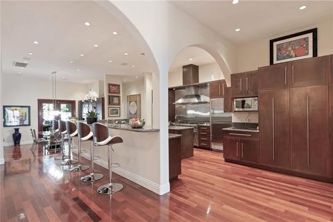 Tiny photo for 22851 Calvert Street, Woodland Hills, CA 91367 (MLS # SR25242878)