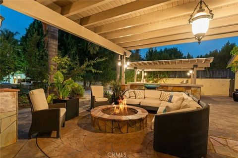 Tiny photo for 22851 Calvert Street, Woodland Hills, CA 91367 (MLS # SR25242878)