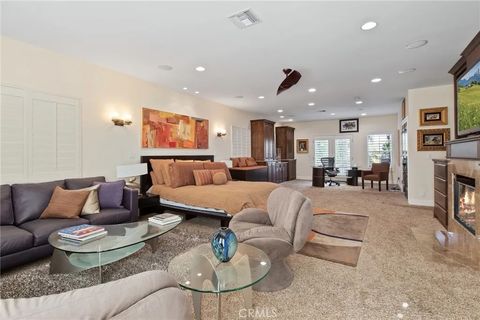 Tiny photo for 22851 Calvert Street, Woodland Hills, CA 91367 (MLS # SR25242878)