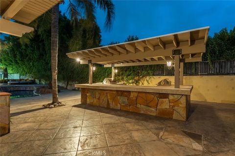 Tiny photo for 22851 Calvert Street, Woodland Hills, CA 91367 (MLS # SR25242878)