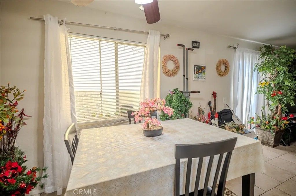 Photo of 9240 Date St, Fontana, CA 92335 (MLS # CV26085111)