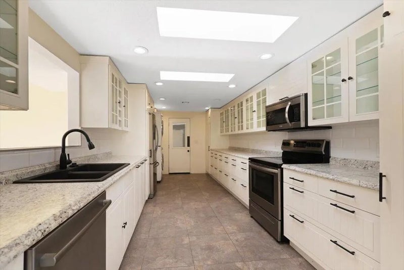 1617 E Paseo El Mirador
