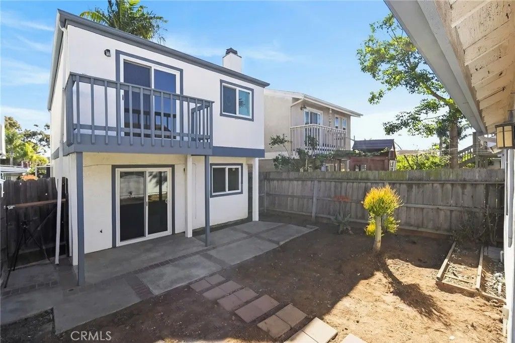 Photo of 509 Rockledge Street, Oceanside, CA 92054 (MLS # SR26020175)