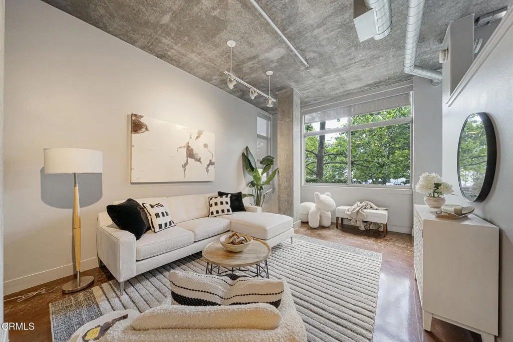 Photo of 840 E Green Street #124, Pasadena, CA 91101 (MLS # P1-26861)
