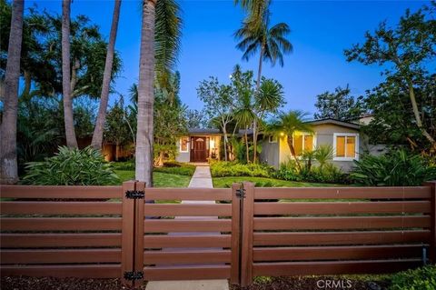 Photo of 1962 Fullerton Avenue, Costa Mesa, CA 92627 (MLS # LG26118238)