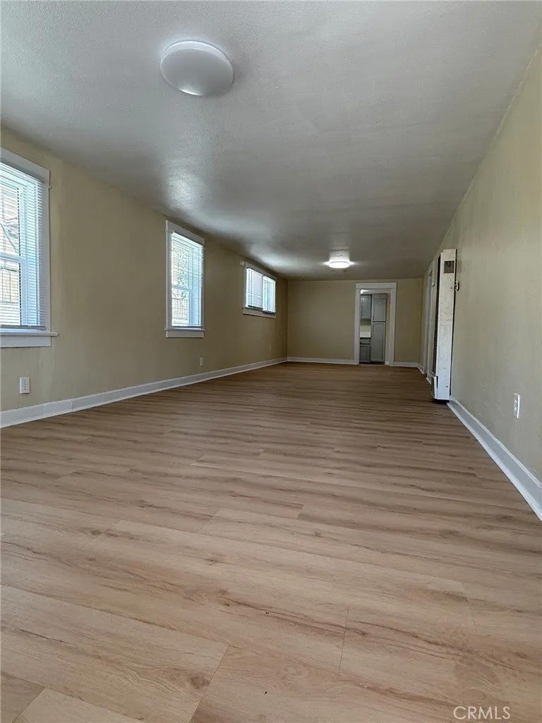 1084 W 14th Street