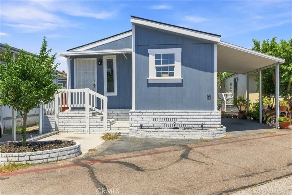 Photo of 7887 Lampson Ave #10, Garden Grove, CA 92841 (MLS # IG26173126)