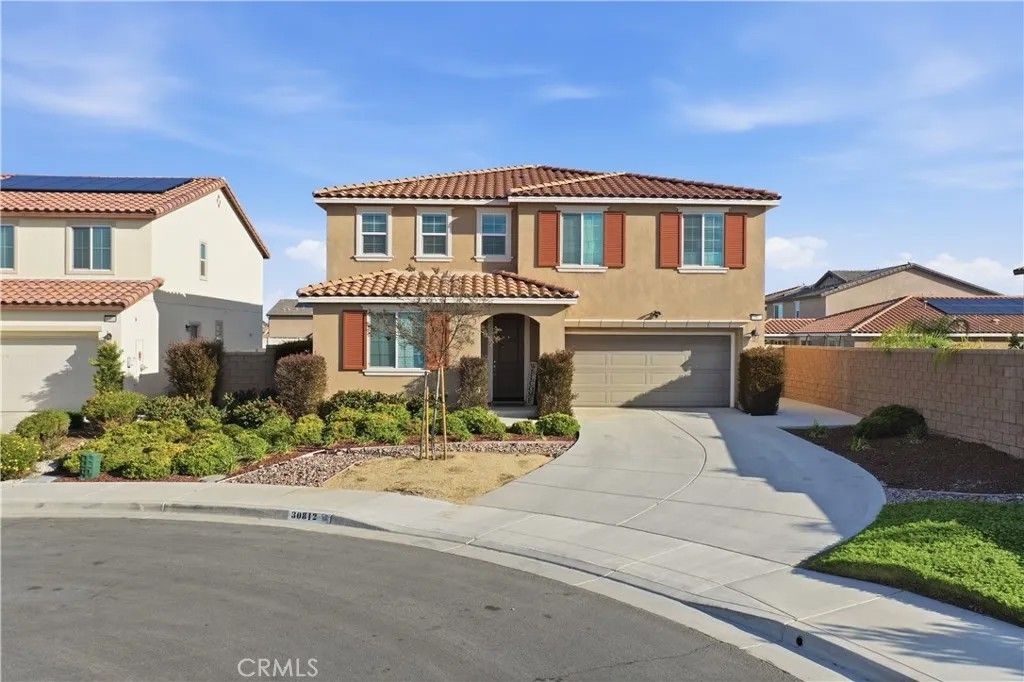 Photo of 30812 Mossy Bend, Murrieta, CA 92563 (MLS # SW26063119)