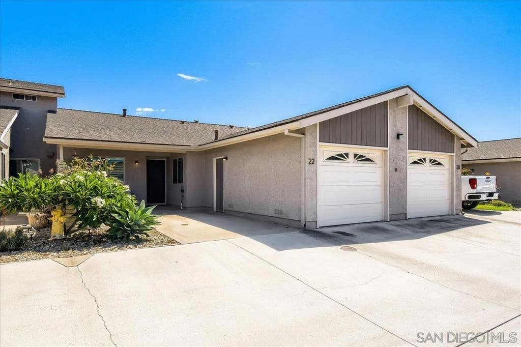 Photo of 3625 Vista Oceana #22, Oceanside, CA 92057 (MLS # 260020800)
