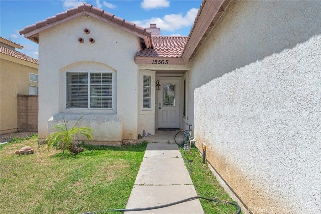 Photo of 15565 Isleta Ln, Moreno Valley, CA 92551 (MLS # PW26093268)