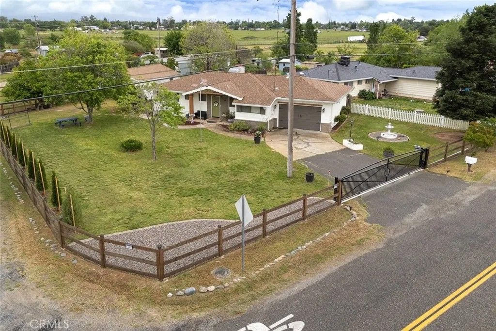 Photo of 2132 16th Street, Oroville, CA 95965 (MLS # OR26078547)