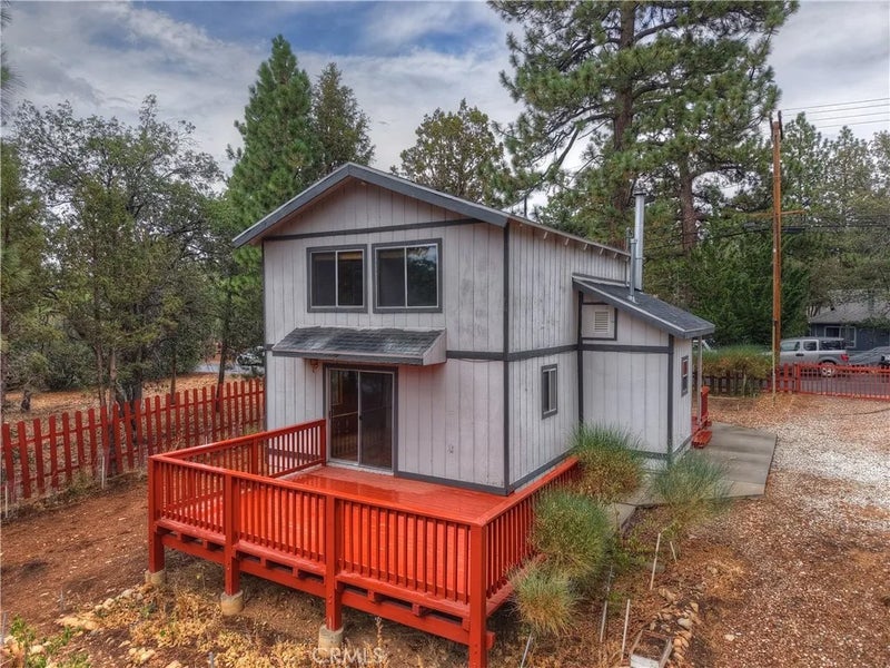 418 Sunset Lane