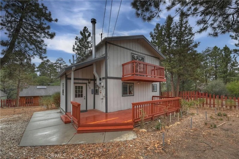 418 Sunset Lane