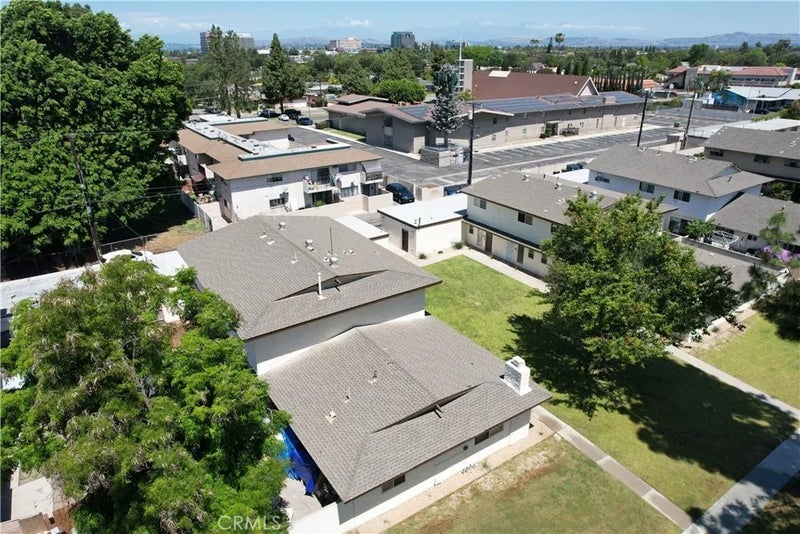 625 W Provential Drive