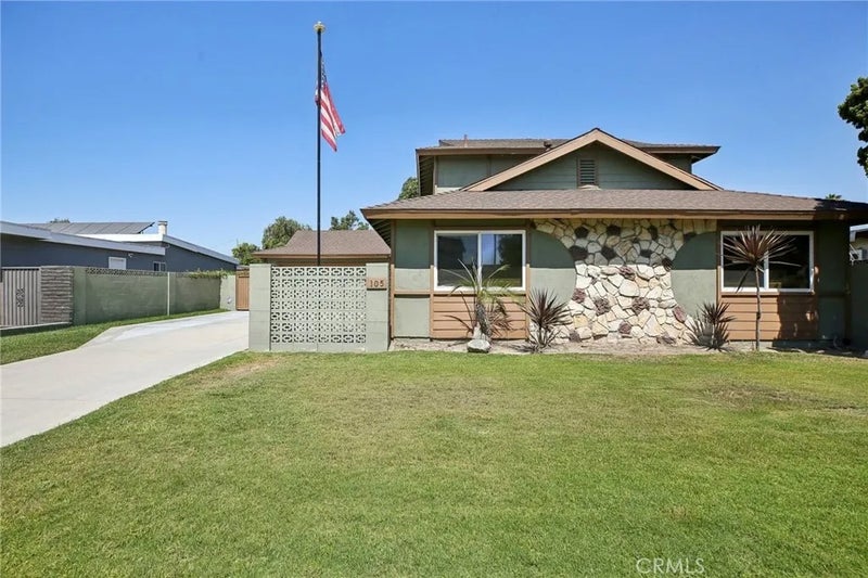 105 N Trevor Street