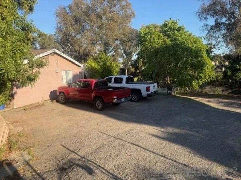Photo of 2499 Tuberose St, San Diego, CA 92105 (MLS # 260005735)