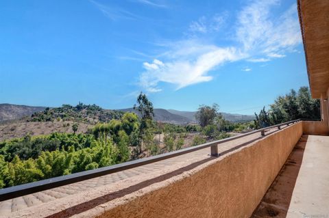 Tiny photo for 3034 Mountain View Dr, Escondido, CA 92027 (MLS # 250041748)