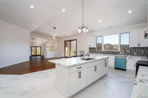 Tiny photo for 3034 Mountain View Dr, Escondido, CA 92027 (MLS # 250041748)