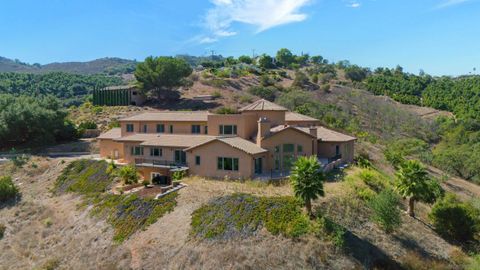 Tiny photo for 3034 Mountain View Dr, Escondido, CA 92027 (MLS # 250041748)