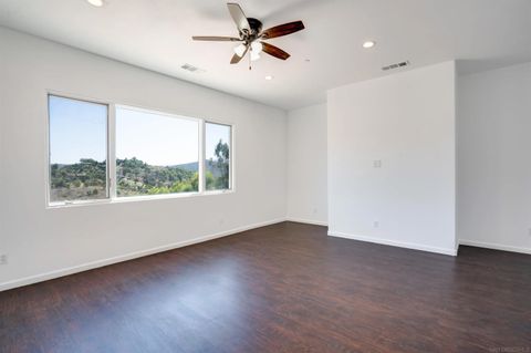 Tiny photo for 3034 Mountain View Dr, Escondido, CA 92027 (MLS # 250041748)
