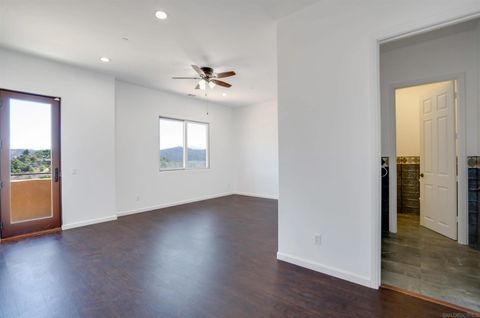 Tiny photo for 3034 Mountain View Dr, Escondido, CA 92027 (MLS # 250041748)