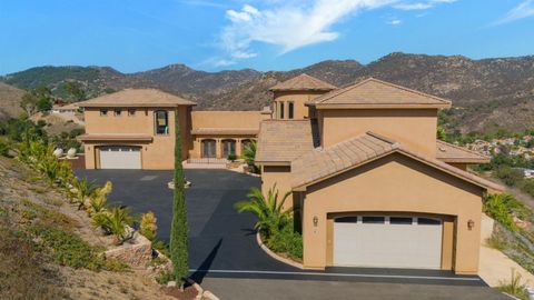 Tiny photo for 3034 Mountain View Dr, Escondido, CA 92027 (MLS # 250041748)