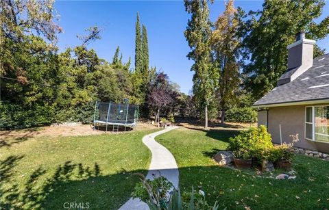 Tiny photo for 8620 Apple Tree Ln, Cherry Valley, CA 92223 (MLS # IG25251613)