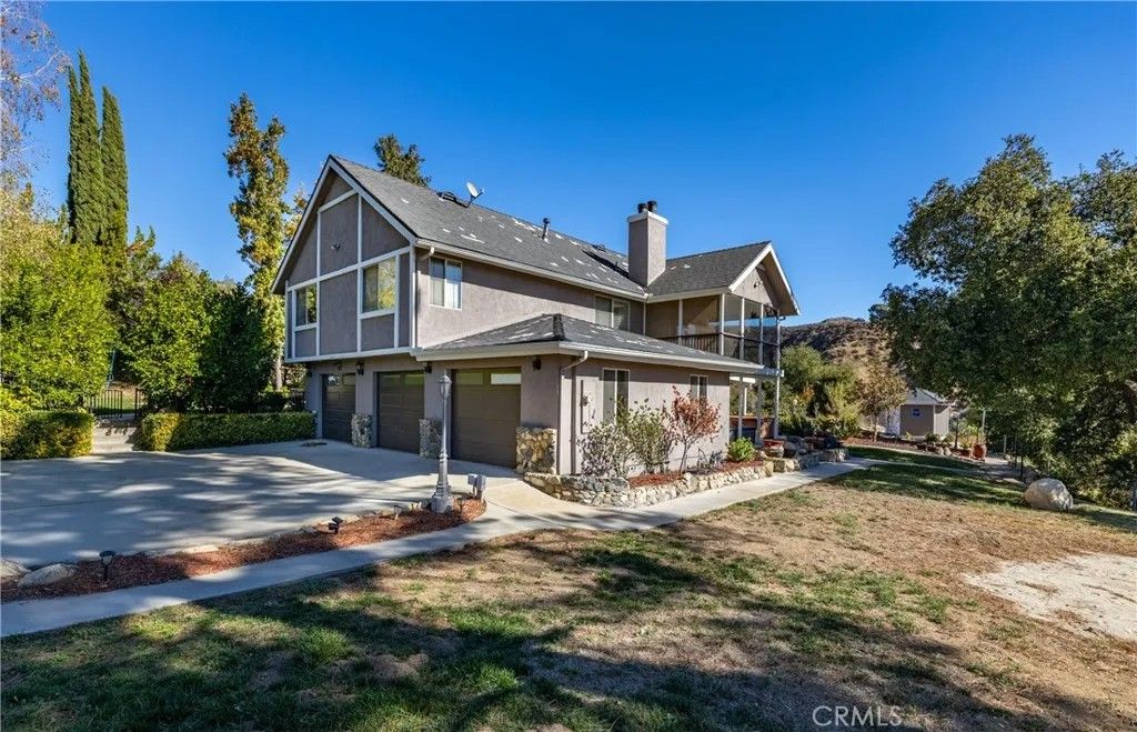 Photo of 8620 Apple Tree Ln, Cherry Valley, CA 92223 (MLS # IG25251613)