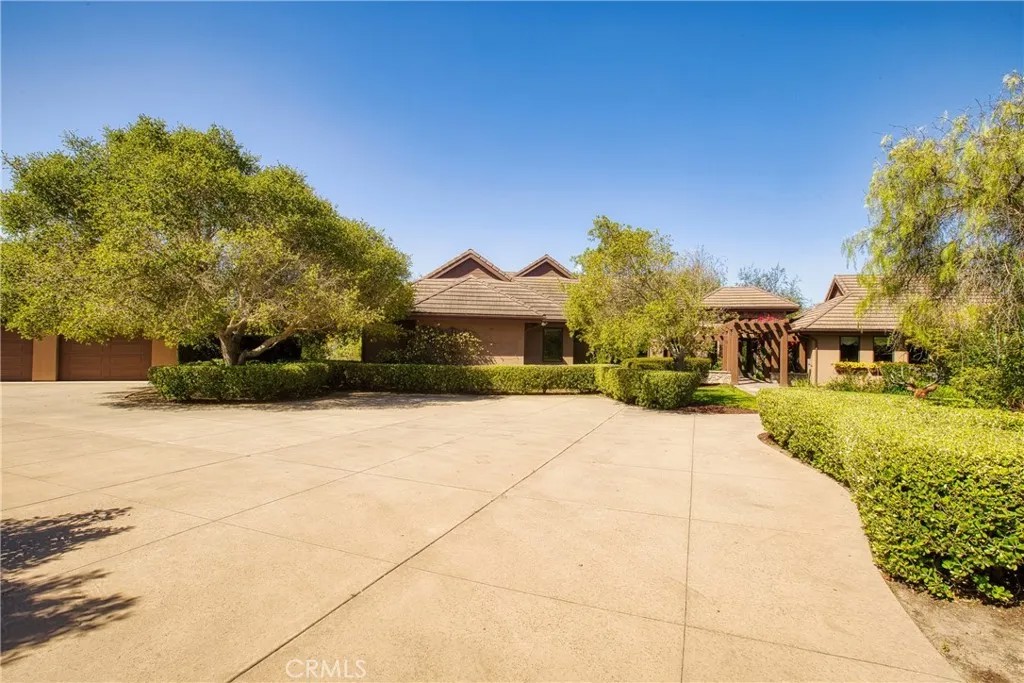 2075 Sea Oak Lane