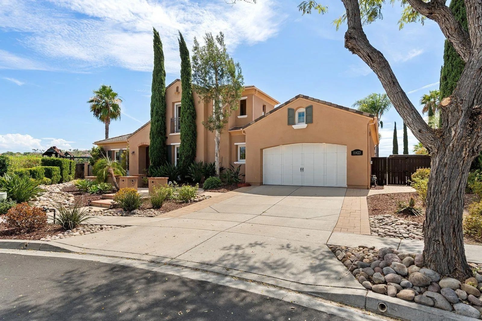 11423 Olive Knoll Court