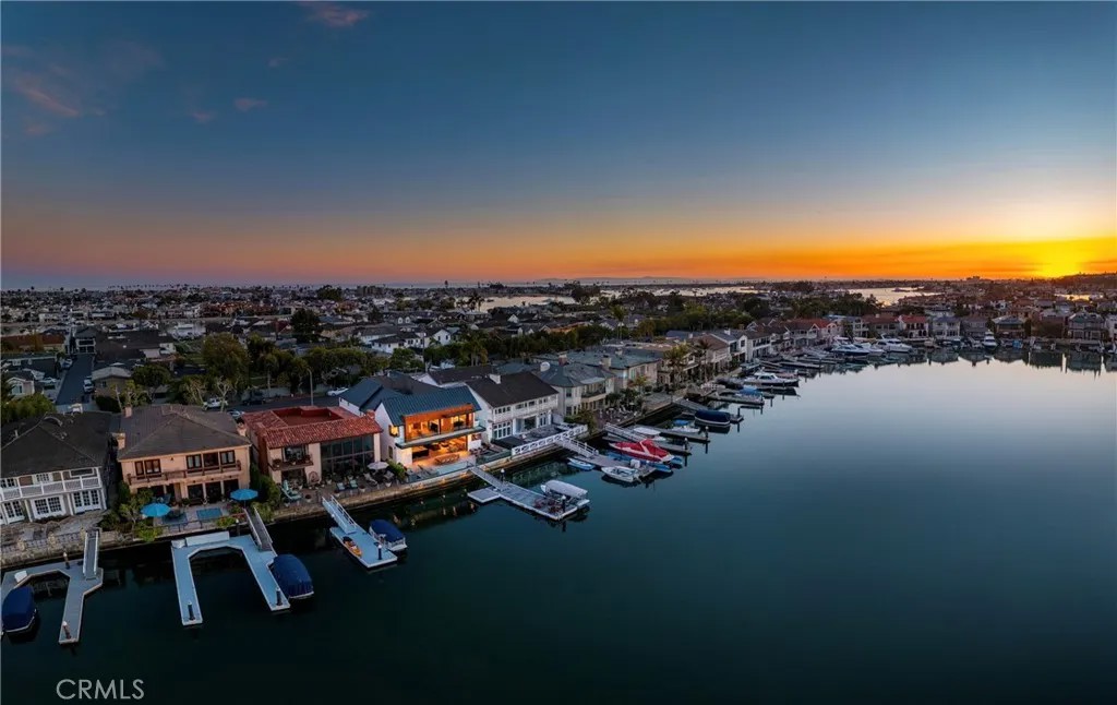 660 Harbor Island Drive