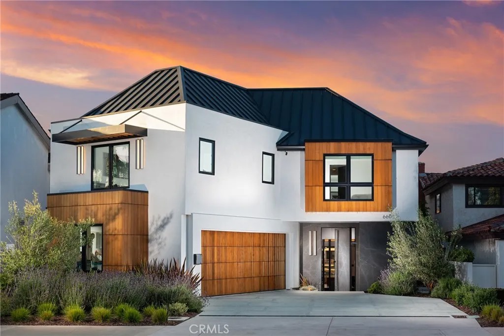 660 Harbor Island Drive