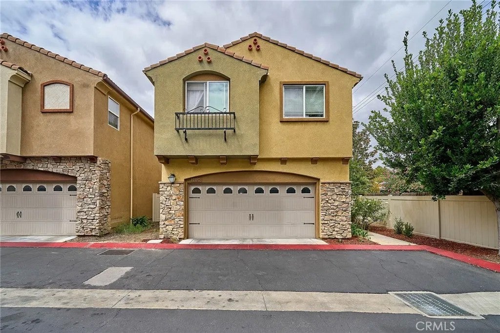 Photo of 21125 Ingomar Court, Canoga Park, CA 91304 (MLS # SR26164359)