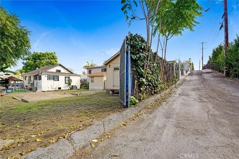 Tiny photo for 3010 Boulder St, Los Angeles, CA 90063 (MLS # CV25245240)