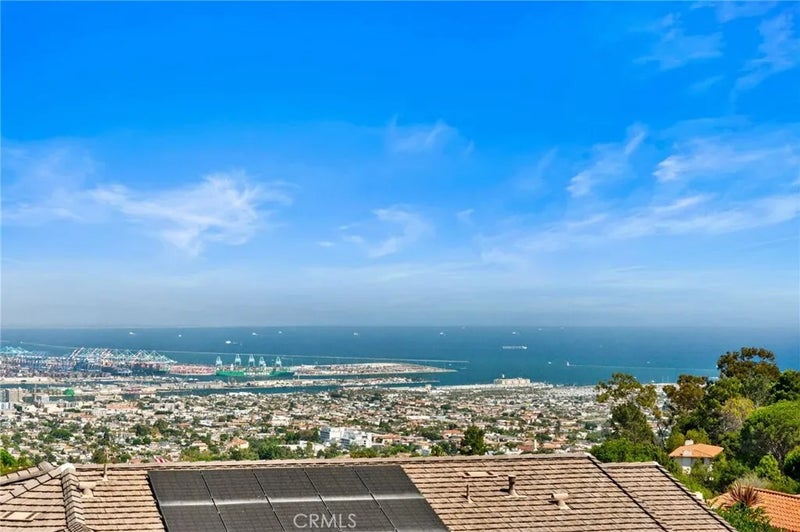 29815 Knoll View Drive