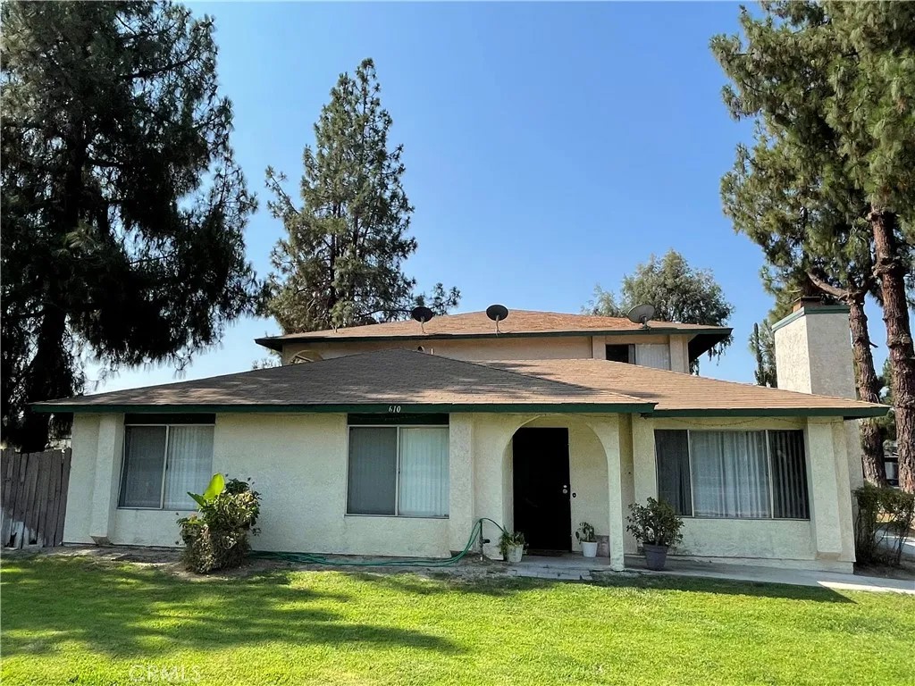 610 E Lugonia Avenue