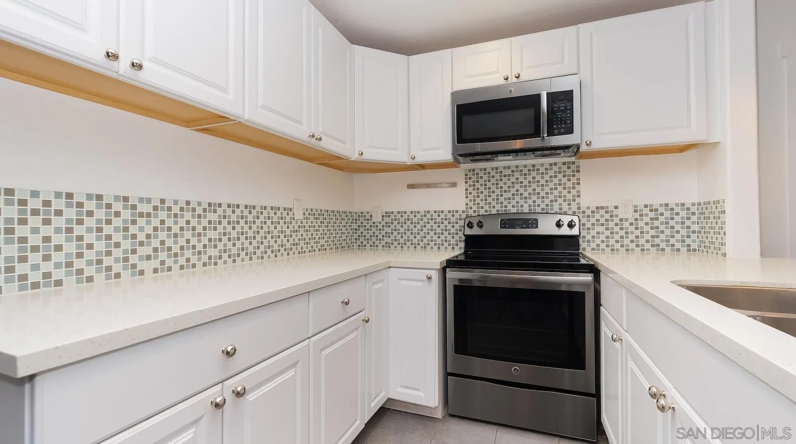 2037 Burton st 42