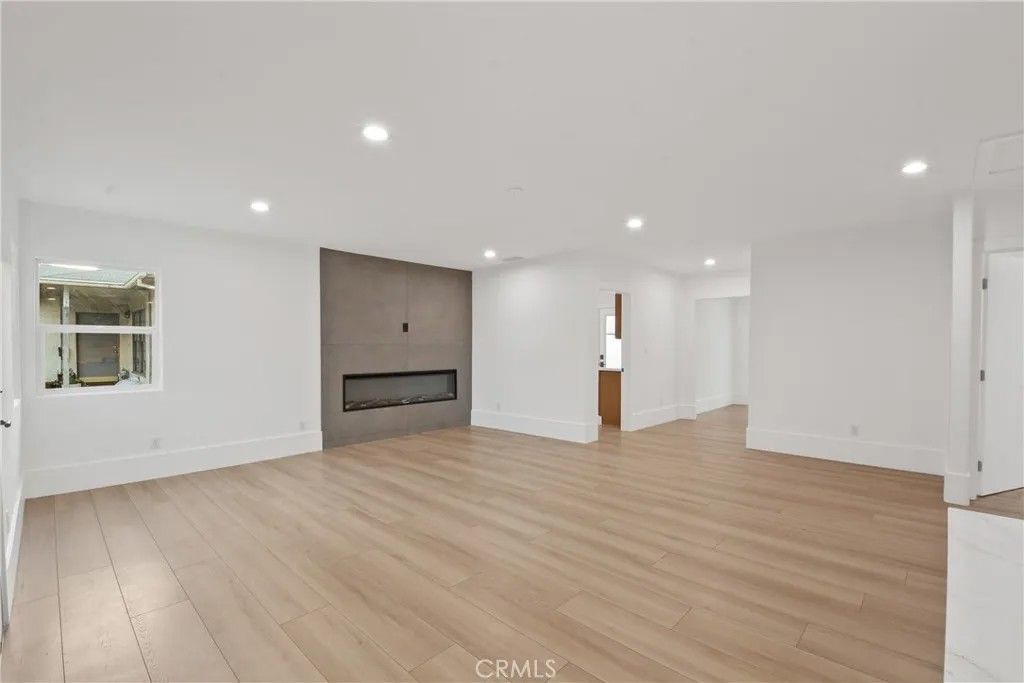 Photo of 2995 E Del Mar, Pasadena, CA 91107 (MLS # IV26097329)