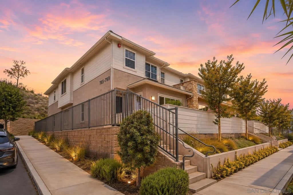 Photo of 785 Trunorth Circle, Escondido, CA 92026 (MLS # 260021023)
