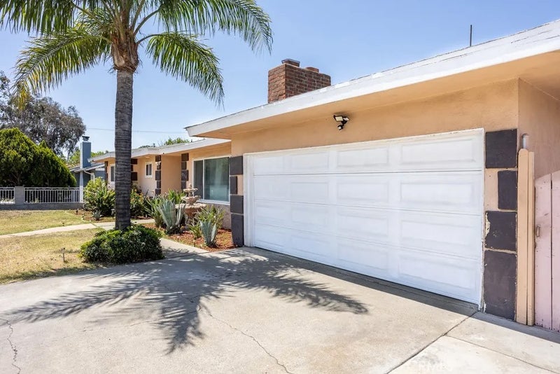 8276 Sewell