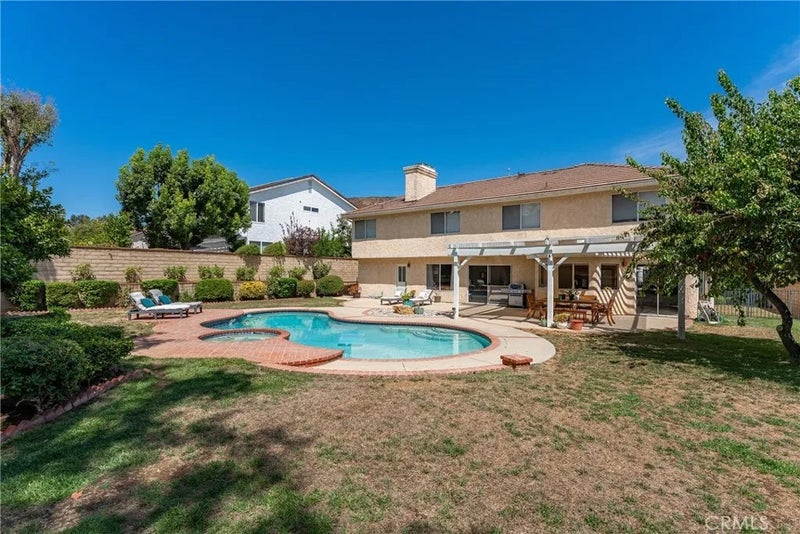 29534 Meadowmist Way