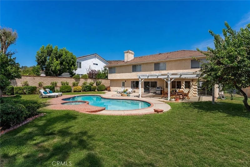 29534 Meadowmist Way