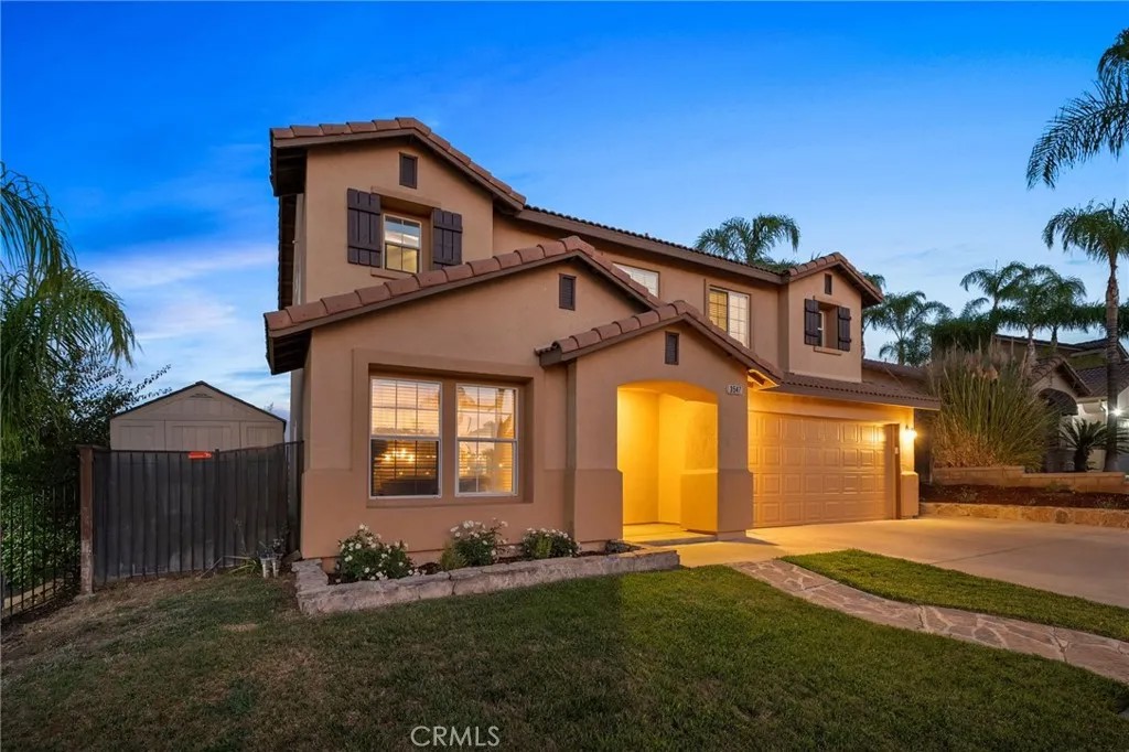 3547 Hawthorne Drive